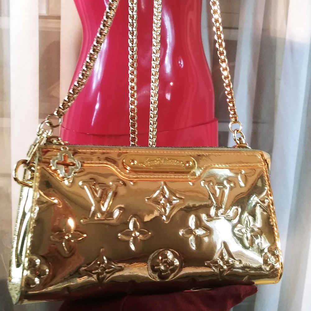 FINAL PRICE❗VIP MIROR CLUTHCROSSBODY LOUIS VUITTON